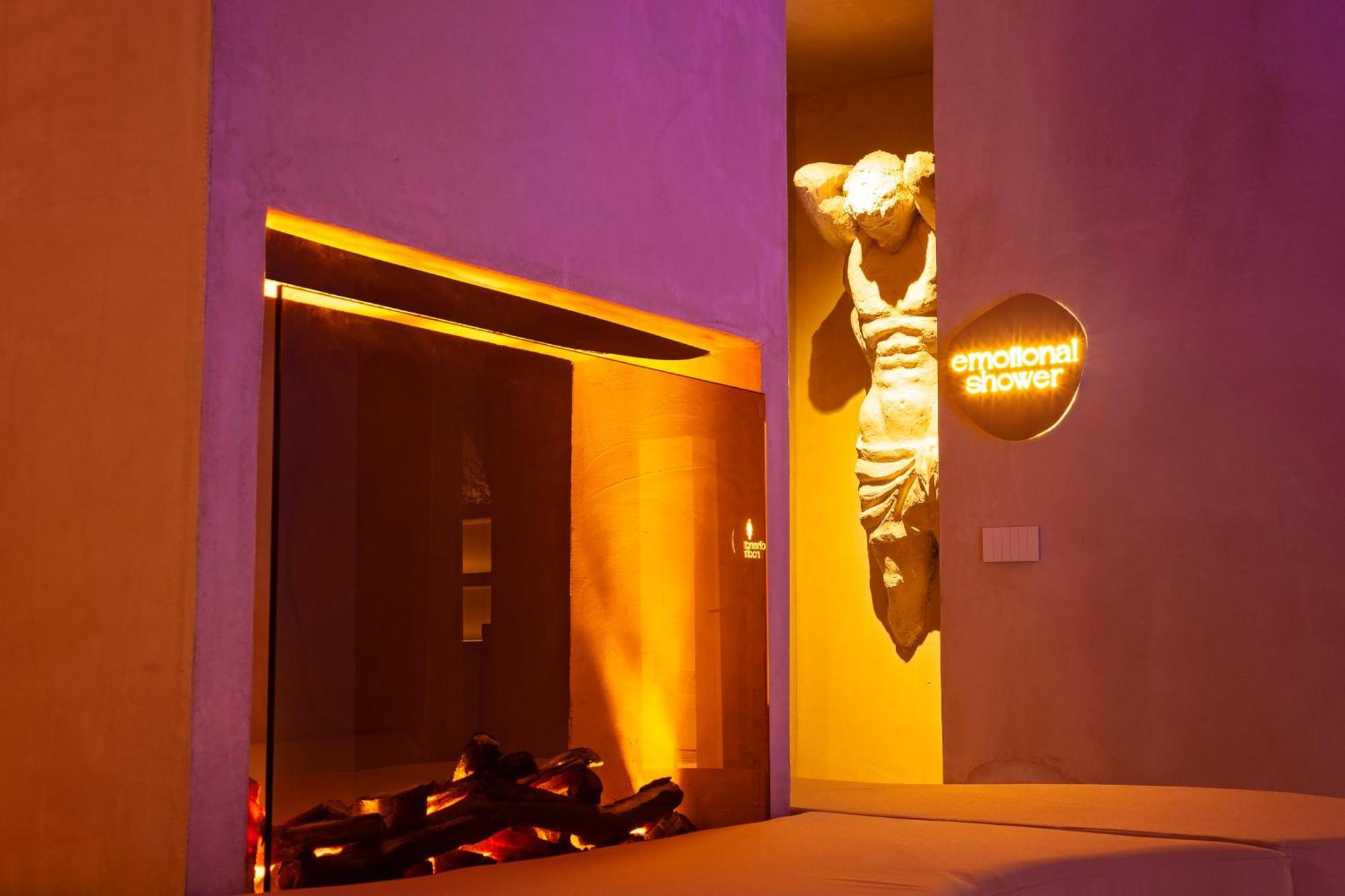 Maritim Marina Bay Resort Spa & Casino Adult Friendly Vlorë Екстериор снимка